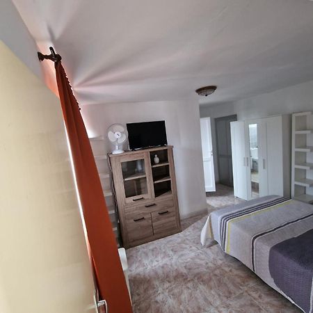Apartamento La Roca Con Buena Ubicacion Puerto de la Cruz  Exteriör bild